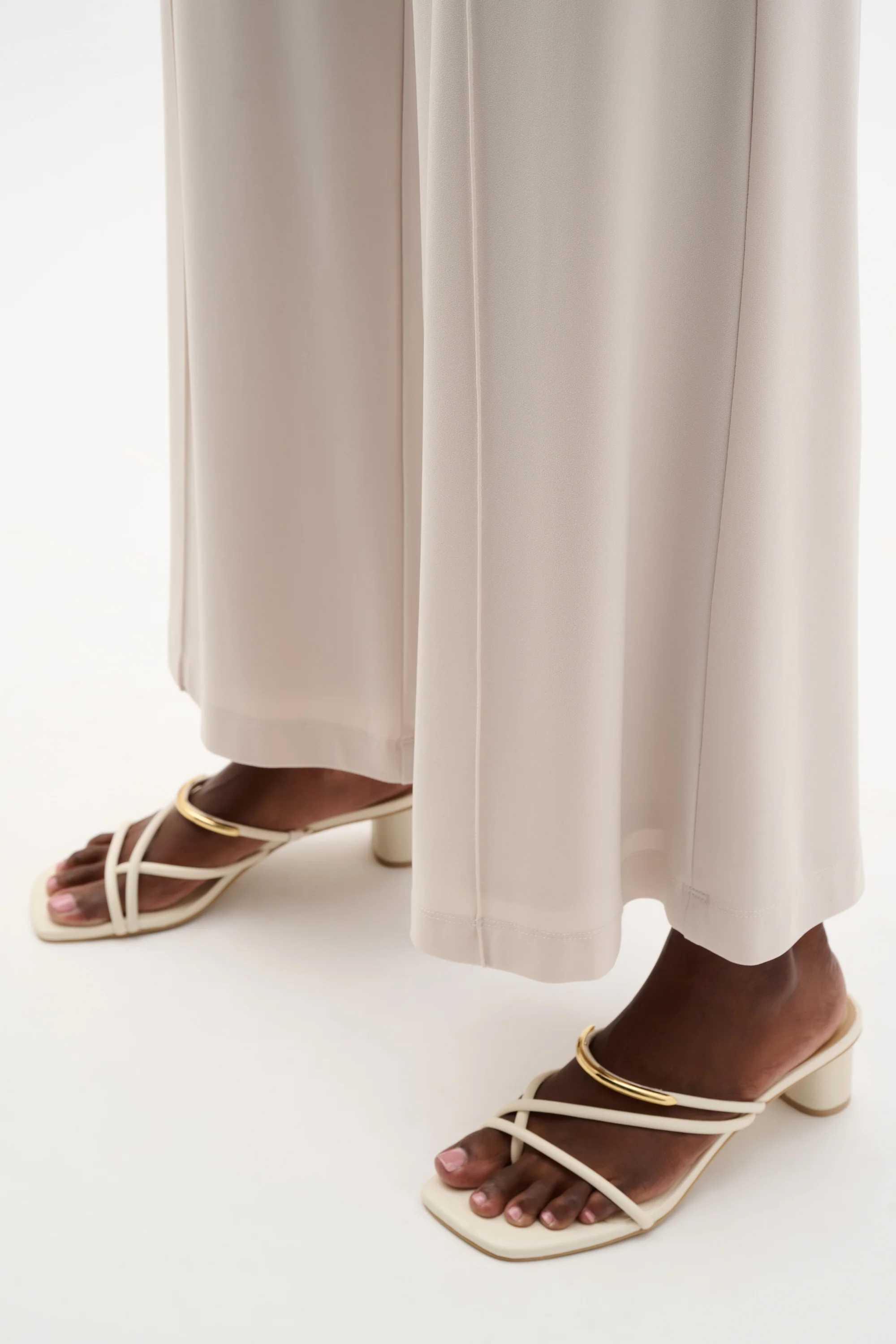 Joseph Ribkoff Silky Knit Wide Leg Pull-On Pants 262254 - Image 3