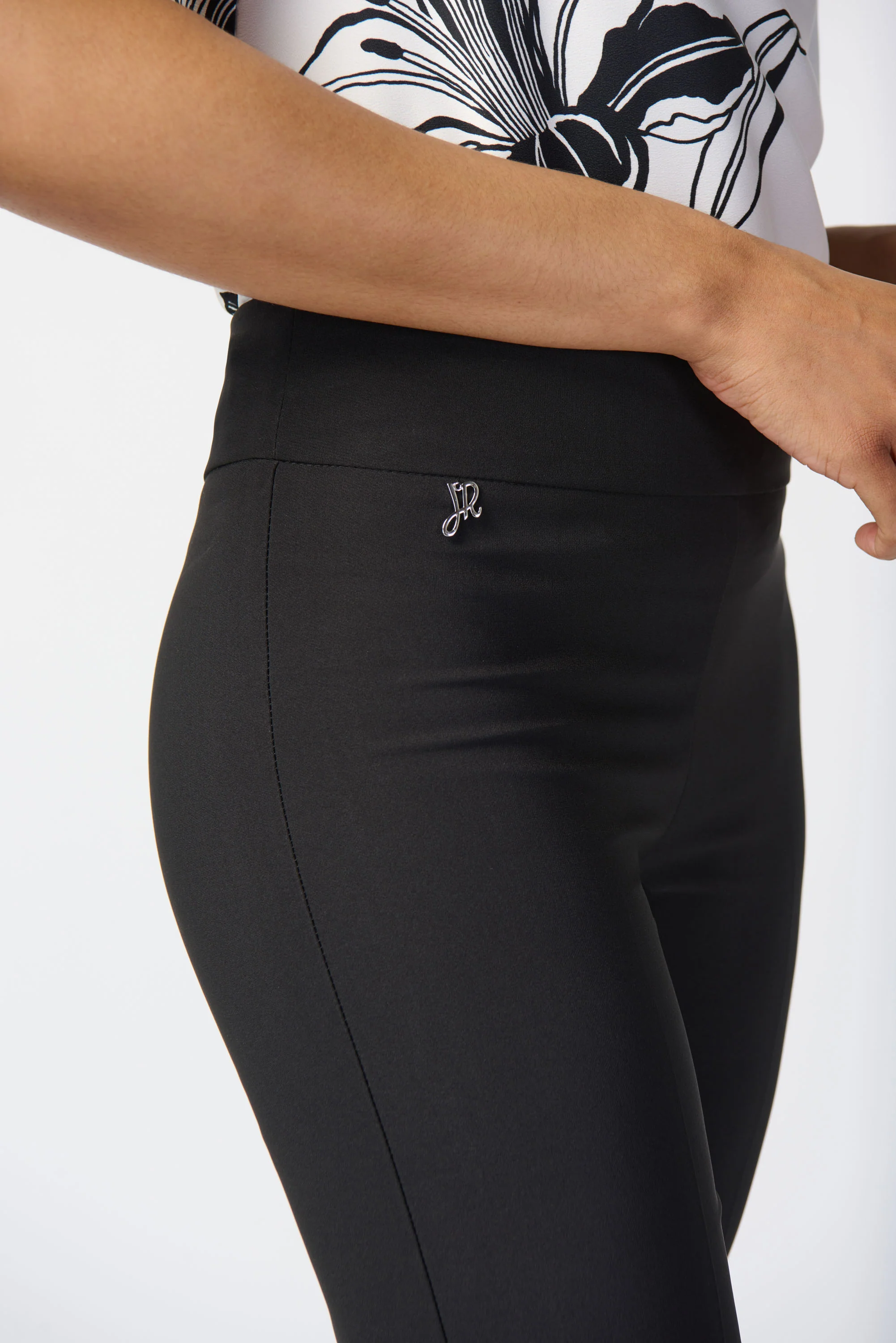 Joseph Ribkoff Slim-Fit Pull-On Pants Style 241231S25 - Image 3