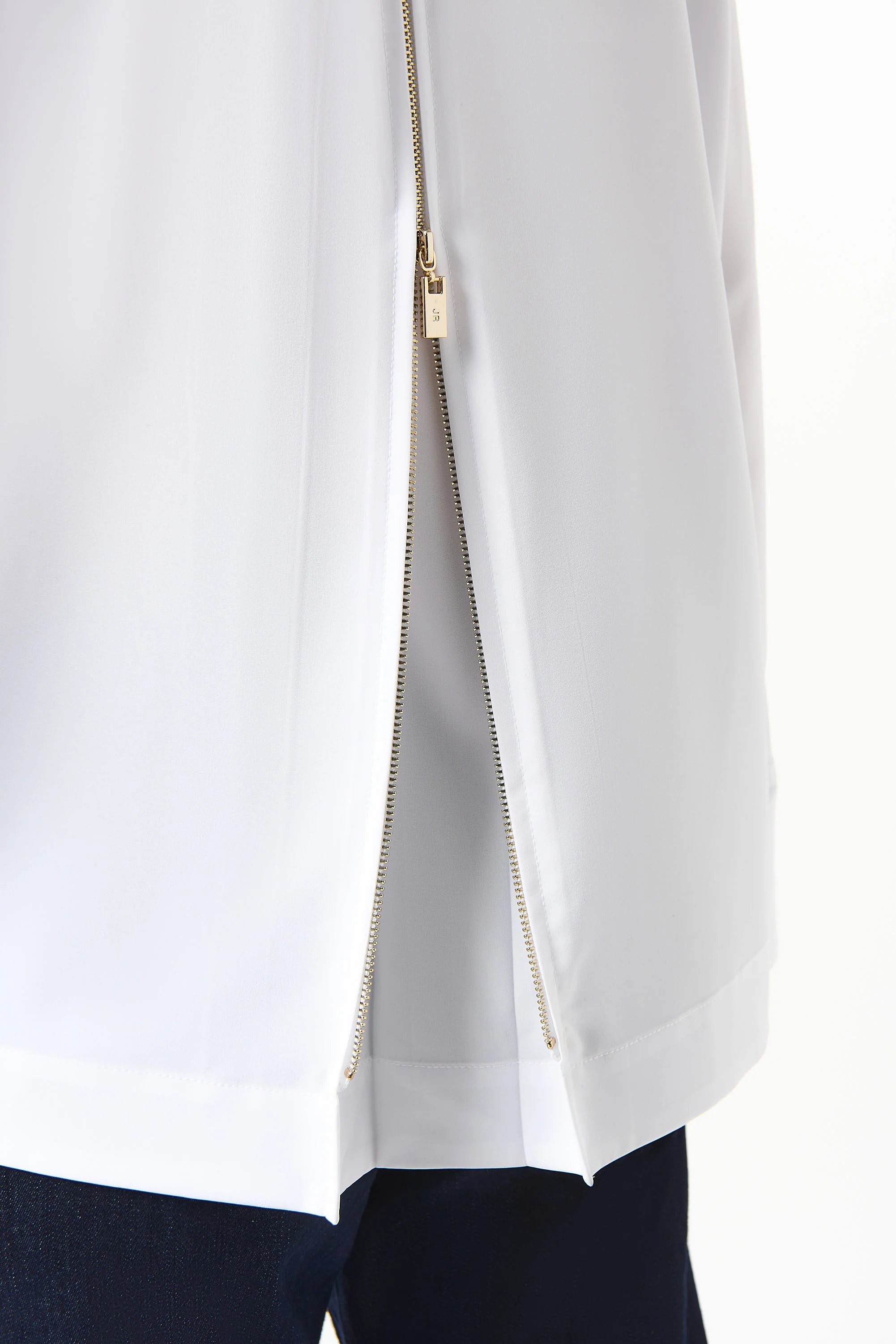 Joseph Ribkoff Stretch Poplin Button-Front Boxy Blouse Style 253923 - Image 7
