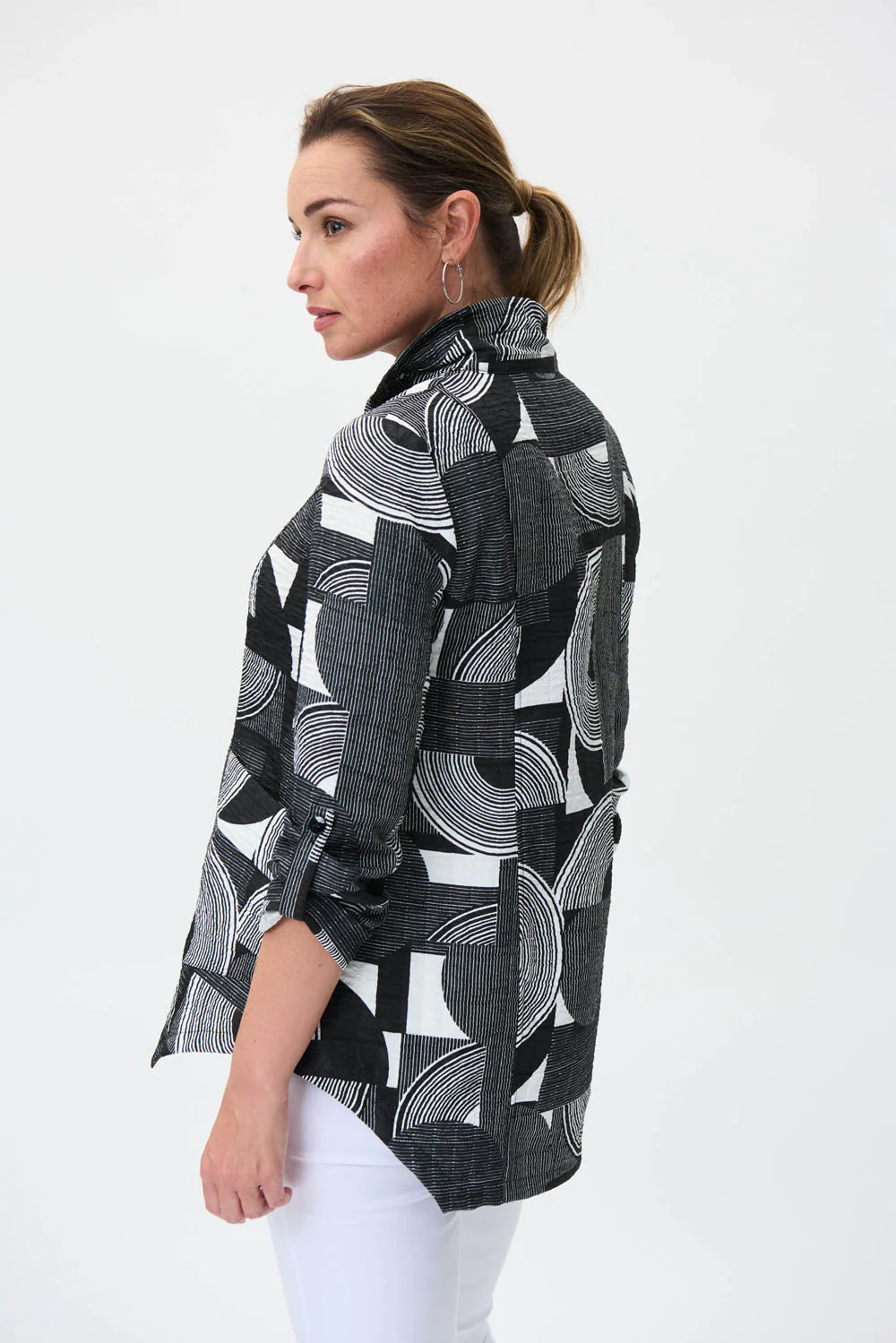 Joseph Ribkoff Vanilla/Black Geometric Print Jacket Style 231017 - Image 3
