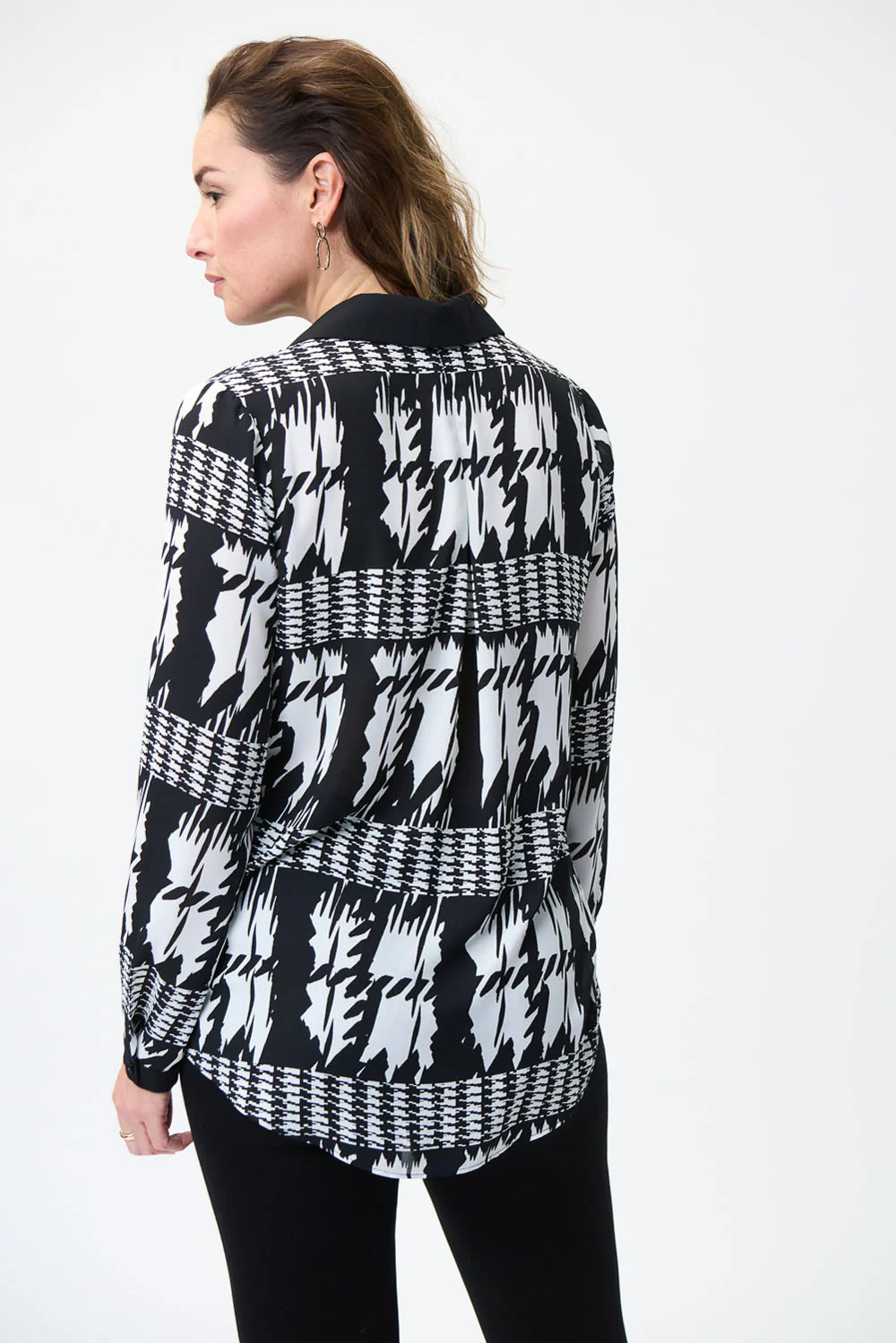 Joseph Ribkoff Vanilla/Black Houndstooth Blouse Style 224292 - Image 3