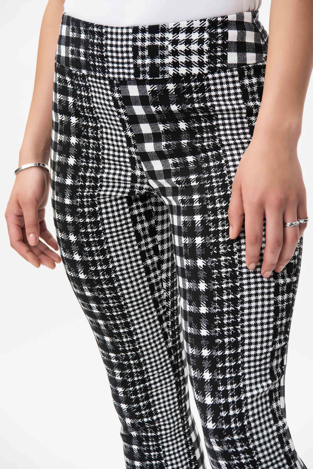 Joseph Ribkoff Vanilla/Black Pants Style 231273 - Image 3
