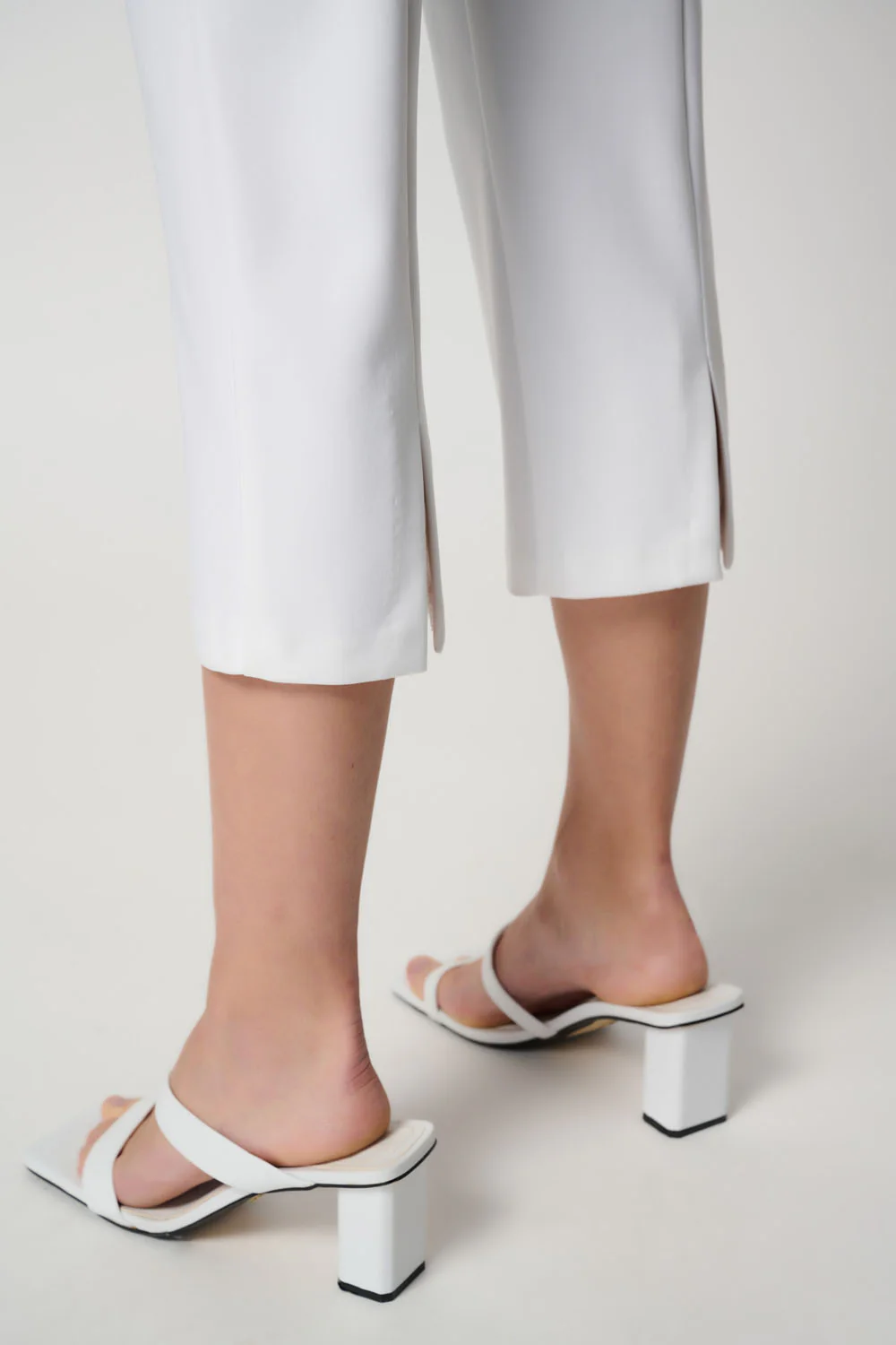 Joseph Ribkoff Vanilla Cropped Pants Style C143105 - Image 3