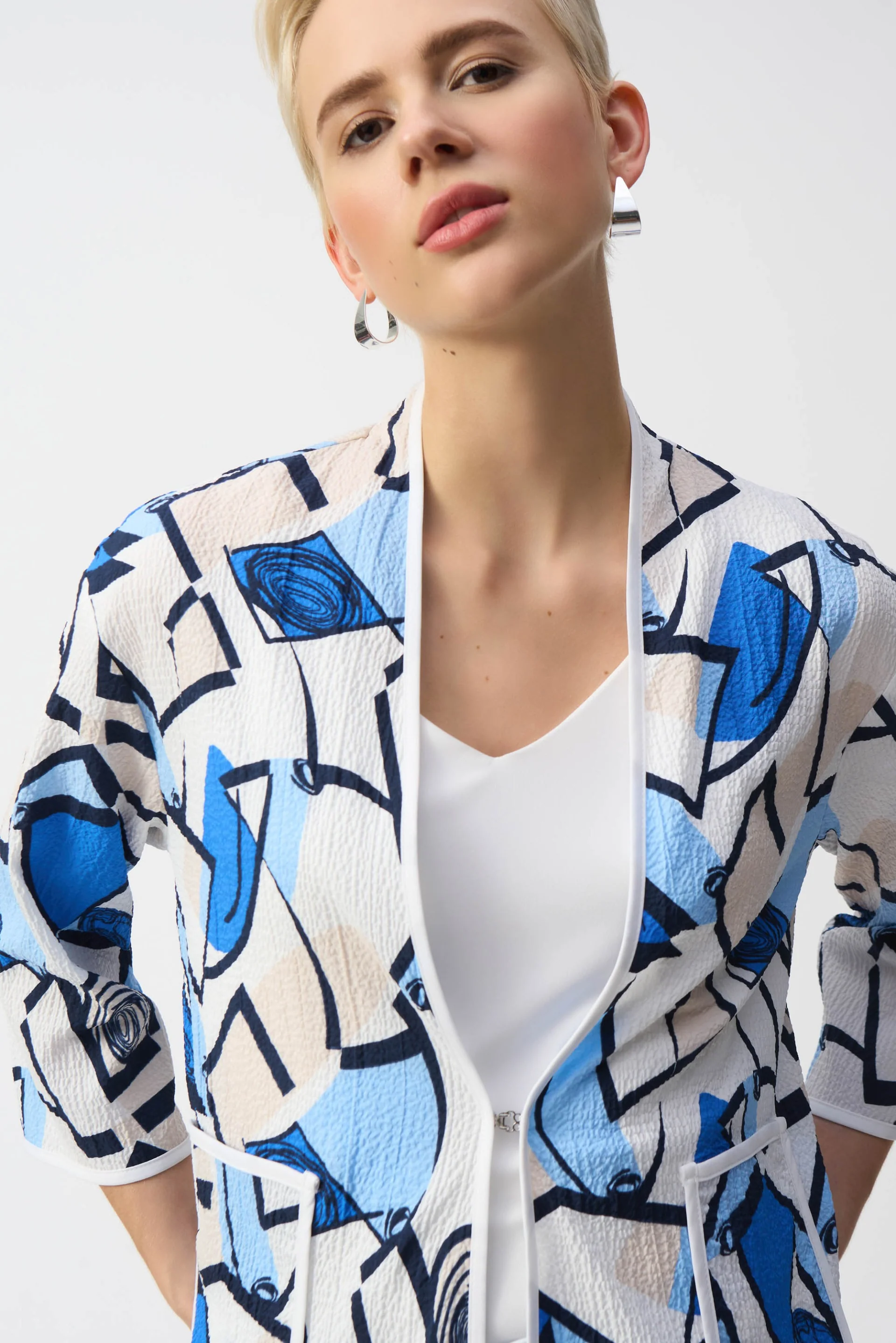 Joseph Ribkoff Vanilla/Multi Geometric Print Jacket Style 251105 - Image 3