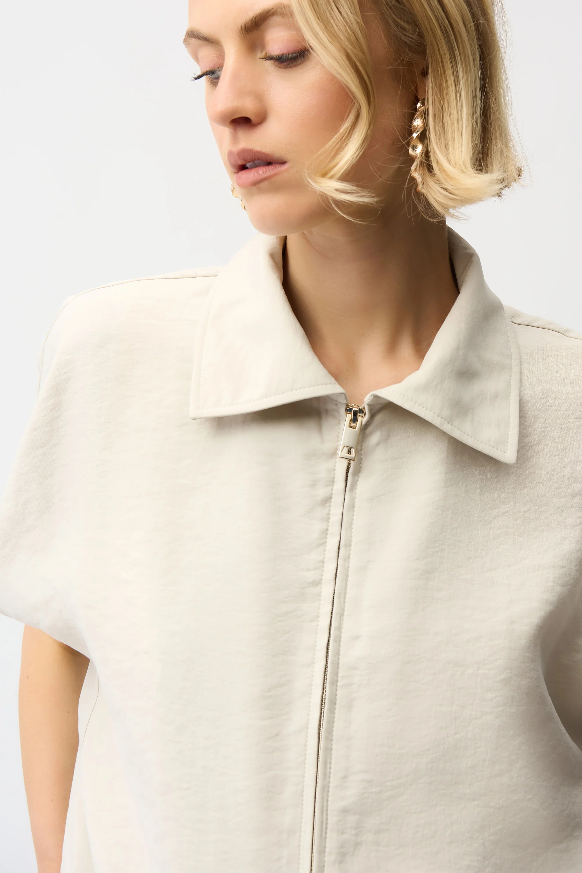 Joseph Ribkoff Woven Boxy Jacket With Zipper Front Style 261237 - Image 3